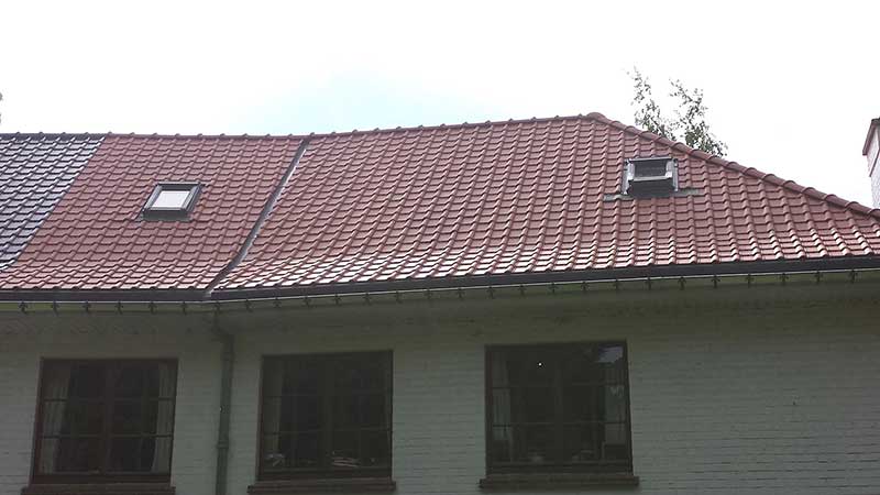 Travaux de toitures, bardages, isolation, toit en tuiles finie
